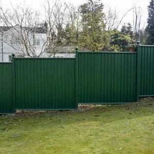 ColourFence Green Plain with Ball Caps