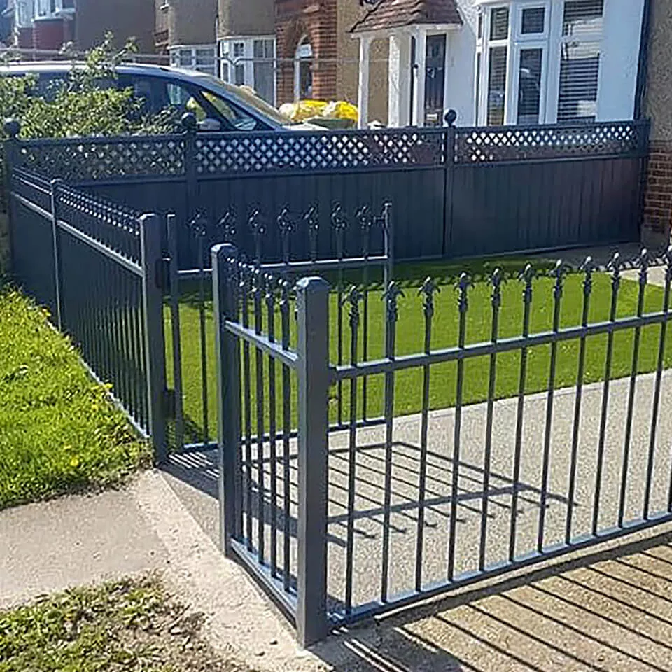 ColourGate Rail Gate FleurDeLys