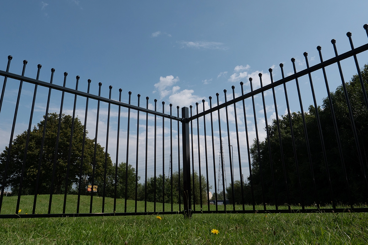 Steel Railings vs Aluminium Railings: Which Is Better?