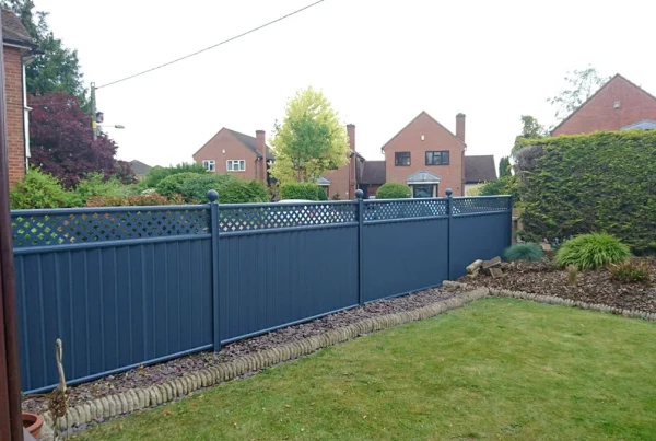 Why steel fencing is best for UK winters